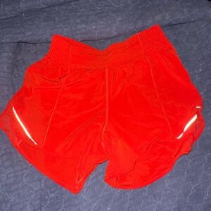 Lululemon hotty hot shorts 4” inseam